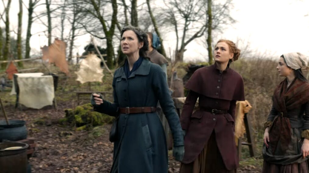 Outlander Season 6 Sophie Skelton and Caitriona Balfe