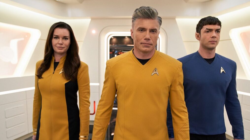 Rebecca Romijn as Number One, Anson Mount as Pike, Ethan Peck as Spock in Strange New Worlds
