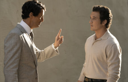 Matthew Goode as Robert Evans and Miles Teller as Albert S. Ruddy in The Offer