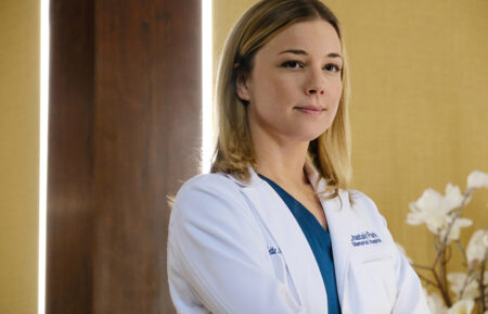 Emily VanCamp as Nic in The Resident