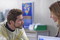 Matt Czuchry as Conrad, Jane Leeves as Kit in The Resident