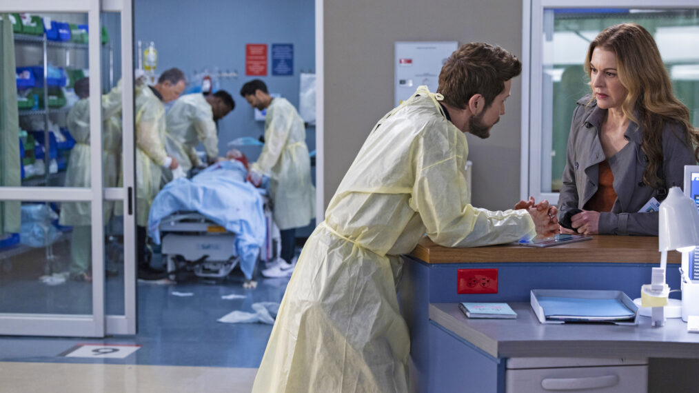 Matt Czuchry and Jane Leeves in The Resident - 'Risk'