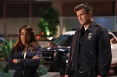 Niecy Nash and Nathan Fillion in The Rookie