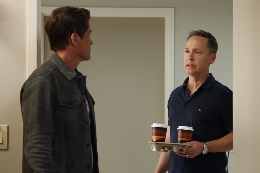 Rob Lowe as Owen, Chad Lowe as Robert in 9-1-1 Lone Star