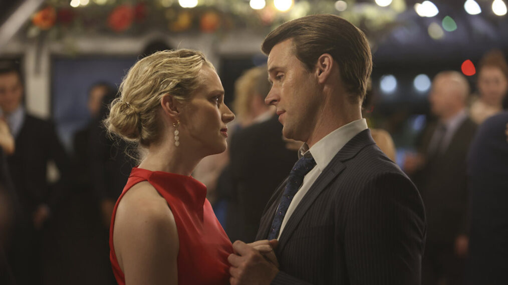 #Brett Returns to Dance With Casey — and Help Violet? (PHOTOS)