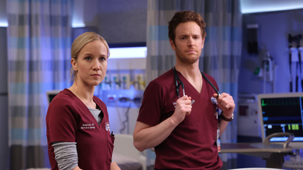 Jessy Schram as Hannah Asher, Nick Gehlfuss as Dr. Will Halstead in Chicago Med