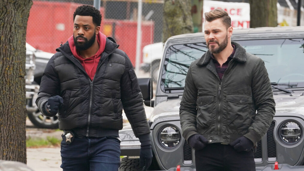 LaRoyce Hawkins as Kevin Atwater, Patrick John Flueger as Adam Ruzek in Chicago PD