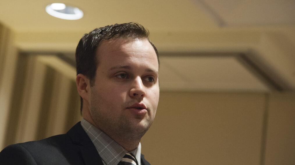 #Josh Duggar of ’19 Kids and Counting’ Sentenced to 12 Years in Prison for Child Pornography Conviction