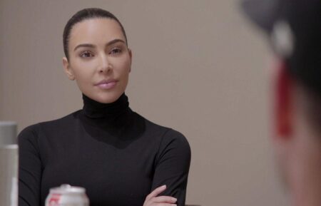 Kim Kardashian in The Kardashians - Season 1, Episode 6