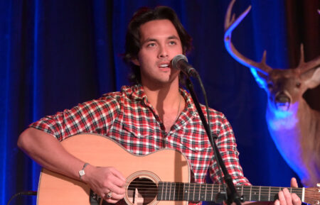 Laine Hardy performs during Country Outdoors Writers Round