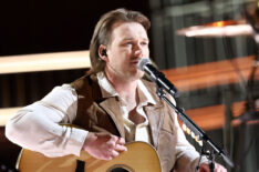 Morgan Wallen performs at Billboard Music Awards