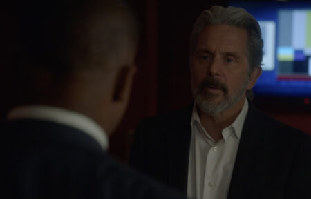 Rocky Carroll as Vance, Gary Cole as Parker in NCIS