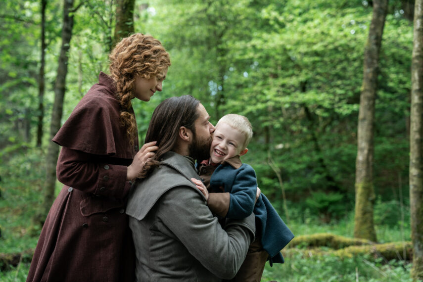 Outlander Season 6 Sophie Skelton and Richard Rankin 