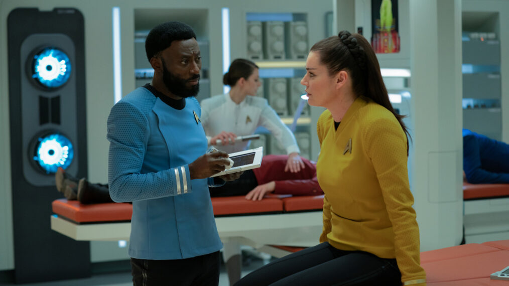 Babs Olusanmokun as M’Benga and Rebecca Romijn as Una in Star Trek Strange New Worlds