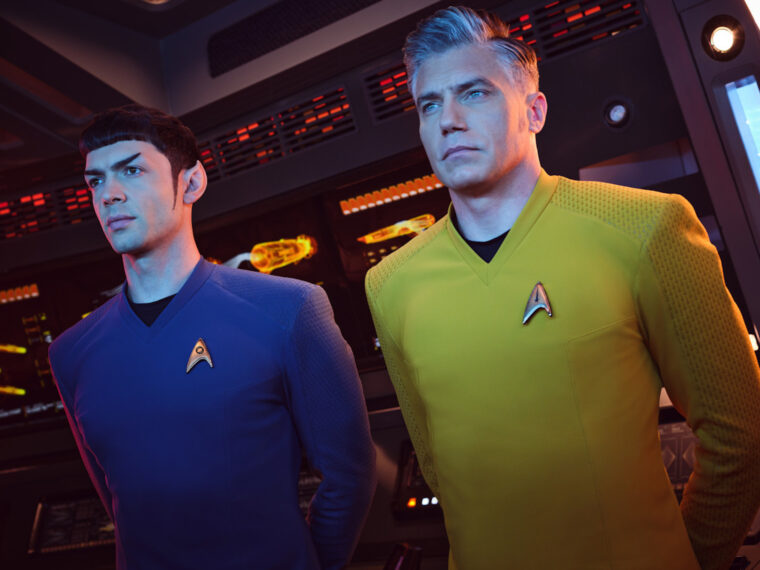 Ethan Peck as Spock and Anson Mount as Pike in Star Trek Strange New Worlds