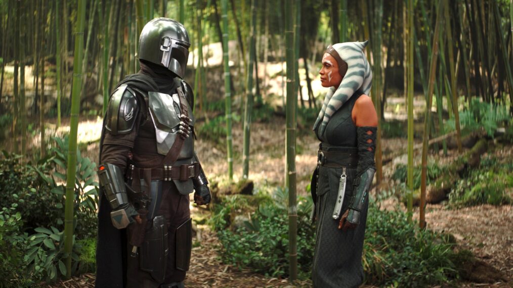 The Mandalorian - Pedro Pascal and Ahsoka Rosario Dawson