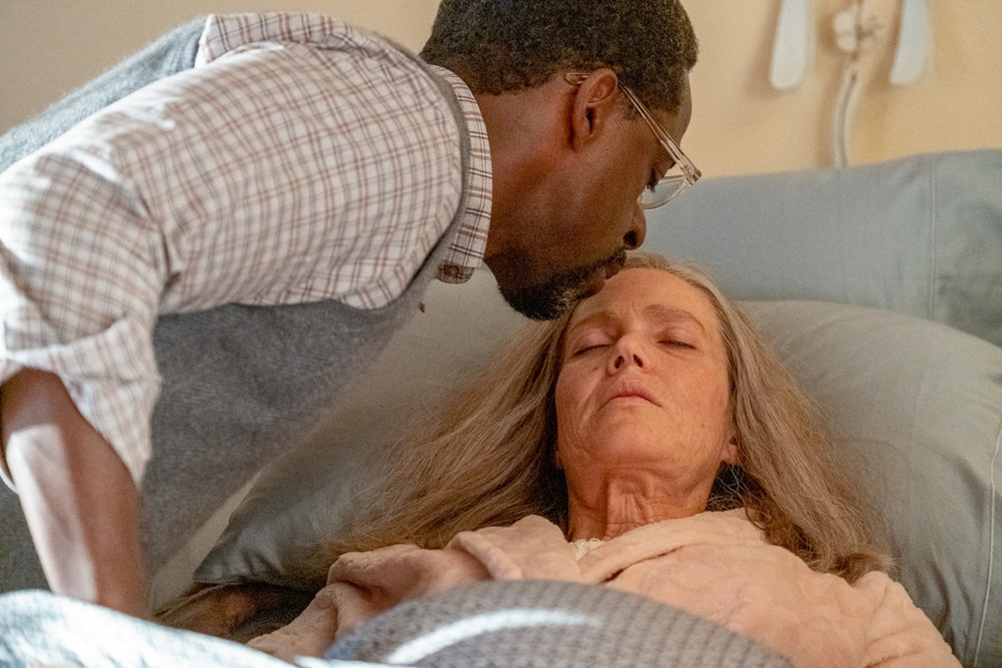 This Is Us Saison 6 épisode 17 This Is Us': Rebecca Catches One Final Ride on 'The Train' (RECAP)