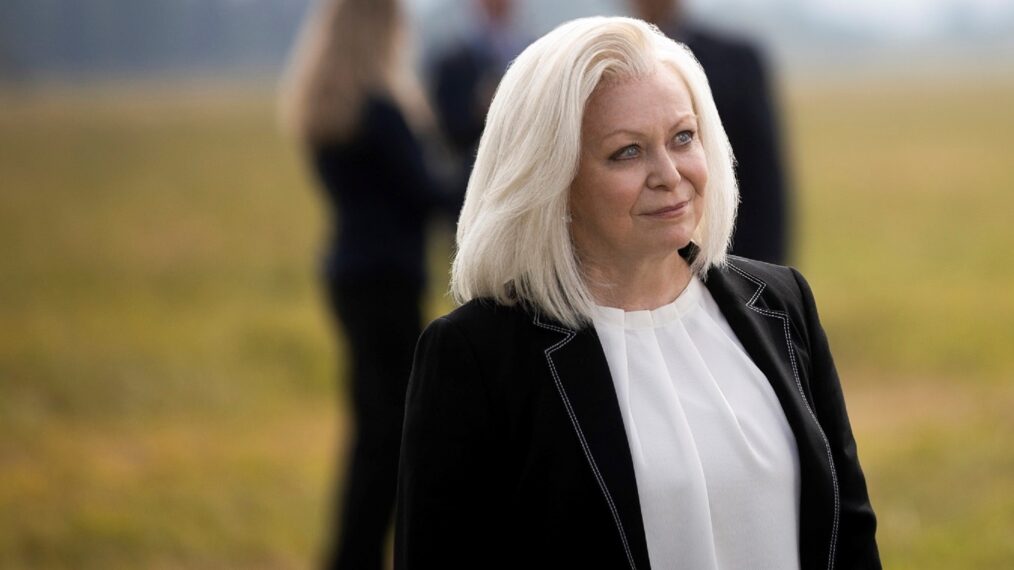 Yellowstone Jacki Weaver Carline Warner