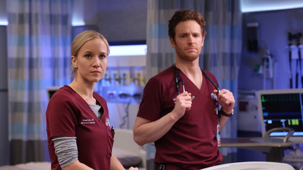 Jessy Schram as Hannah Asher, Nick Gehlfuss as Dr. Will Halstead in Chicago Med