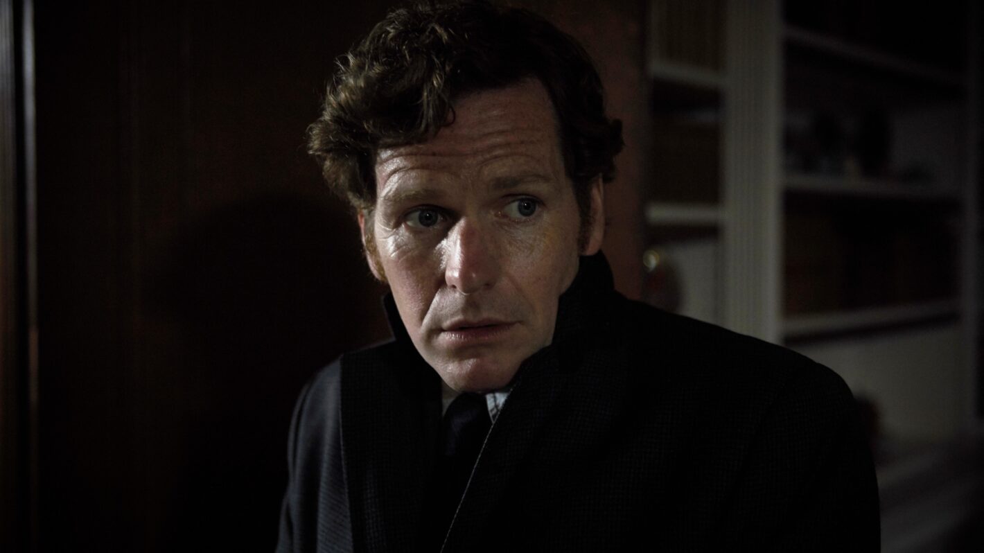 'Endeavour' Season 8 Finale Morse Battles the Bottle & a Blizzard in a