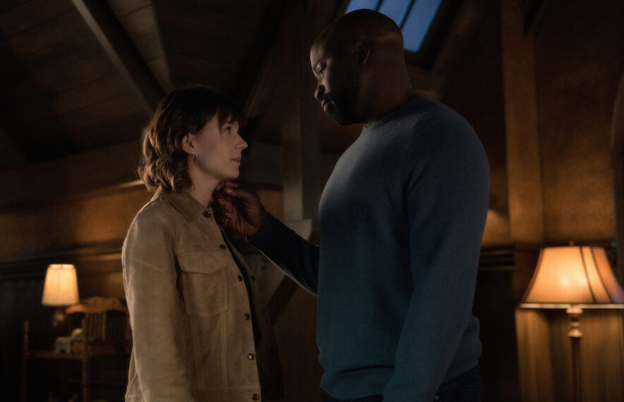 Katja Herbers as Kristen Bouchard and Mike Colter as David Acosta in Evil