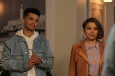 Jordan Fisher as Bart West Allen and Jessica Parker Kennedy as Nora West Allen in The Flash - 'Negative, Part Two'