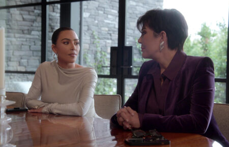 Kim Kardashian and Kris Jenner in The Kardashians - Season 1 Episode 10
