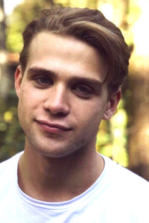 Leo Woodall Headshot