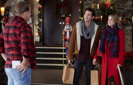 Kevin McGarry, Kayla Wallace in My Grown-Up Christmas List