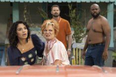 Shakira Barrera, Martha Plimpton, Garret Dillahunt, and James Earl in Sprung