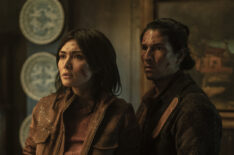 Daniella Pineda as Idalia, Danny Ramirez as Eric in Tales of the Walking Dead