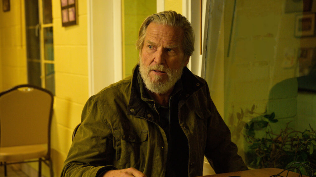 Jeff Bridges as Dan Chase in The Old Man