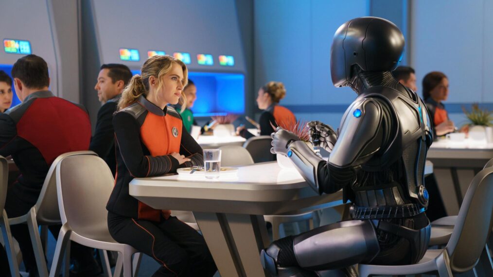 Anne Winters as Charly, Mark Jackson as Isaac in The Orville New Horizons
