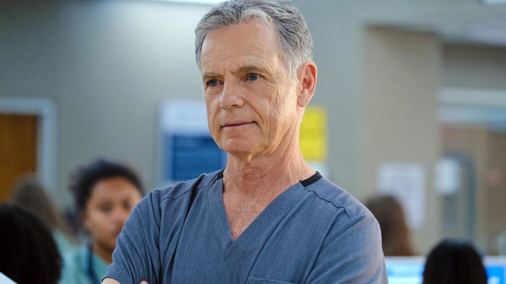 Bruce Greenwood as Bell in The Resident