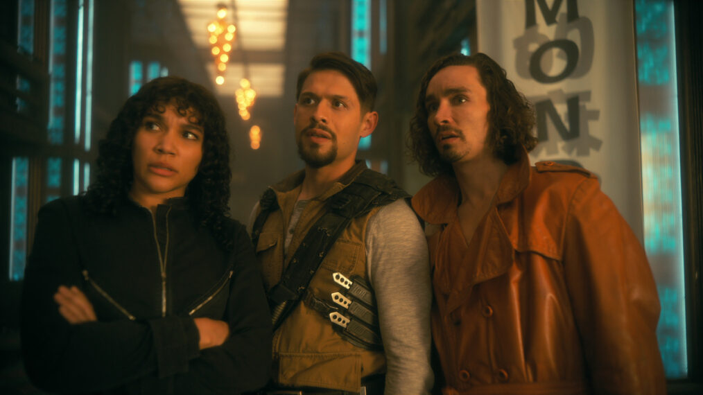 Emmy Raver-Lampman as Allison Hargreeves, David Castañeda as Diego Hargreeves, Robert Sheehan as Klaus Hargreeves in The Umbrella Academy