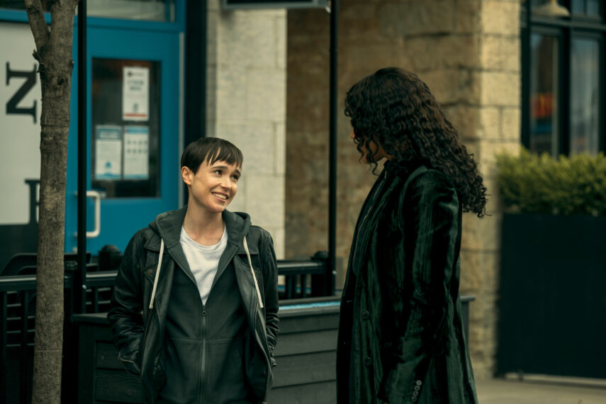 Elliot Page as Viktor Hargreeves, Emmy Raver-Lampman as Allison Hargreeves in The Umbrella Academy