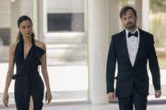 Thandie Newton and Aaron Paul in Westworld