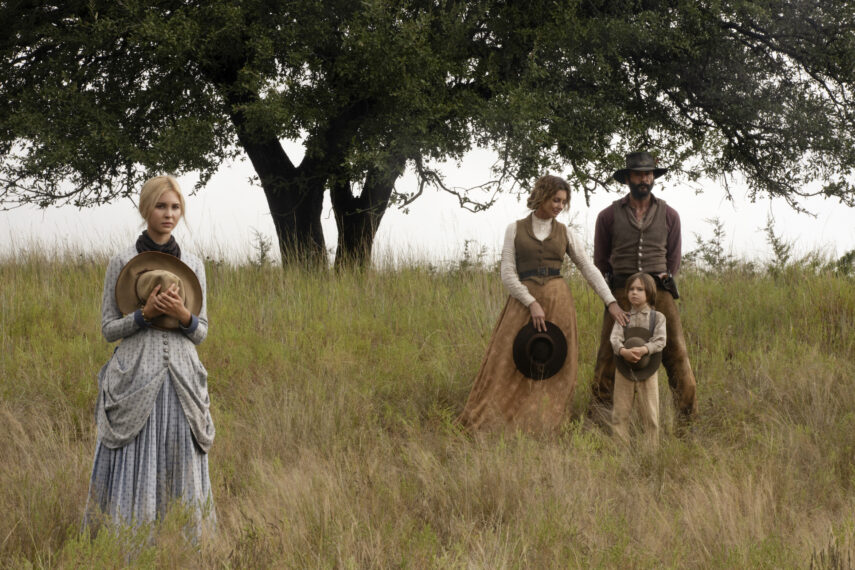 Isabel May as Elsa, Faith Hill as Margaret, Tim McGraw as James and Audie Rick as John in 1883