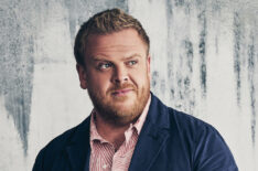 'LOTR's Owain Arthur at TV Insider's SDCC 2022 portrait studio