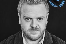 'LOTR's Owain Arthur at TV Insider's SDCC 2022 portrait studio