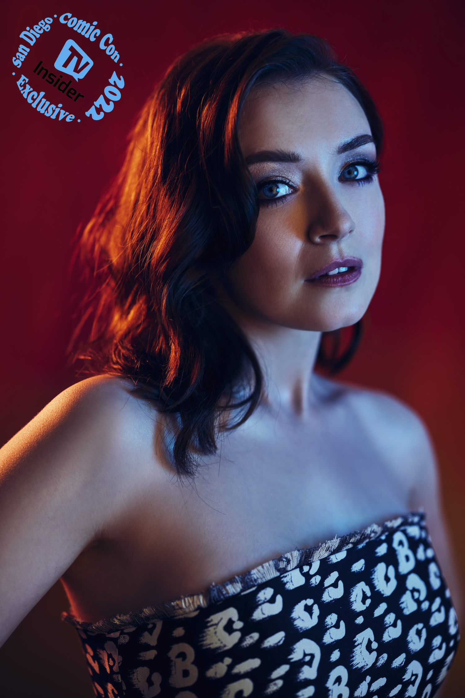 Sarah Bolger at TV Insider's SDCC portrait studio