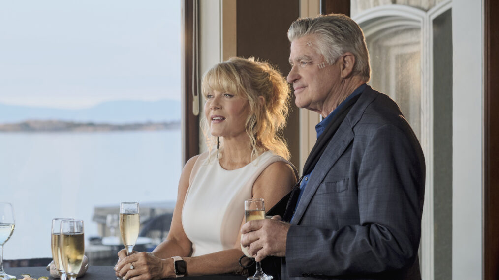 Barbara Niven, Treat Williams in Chesapeake Shores