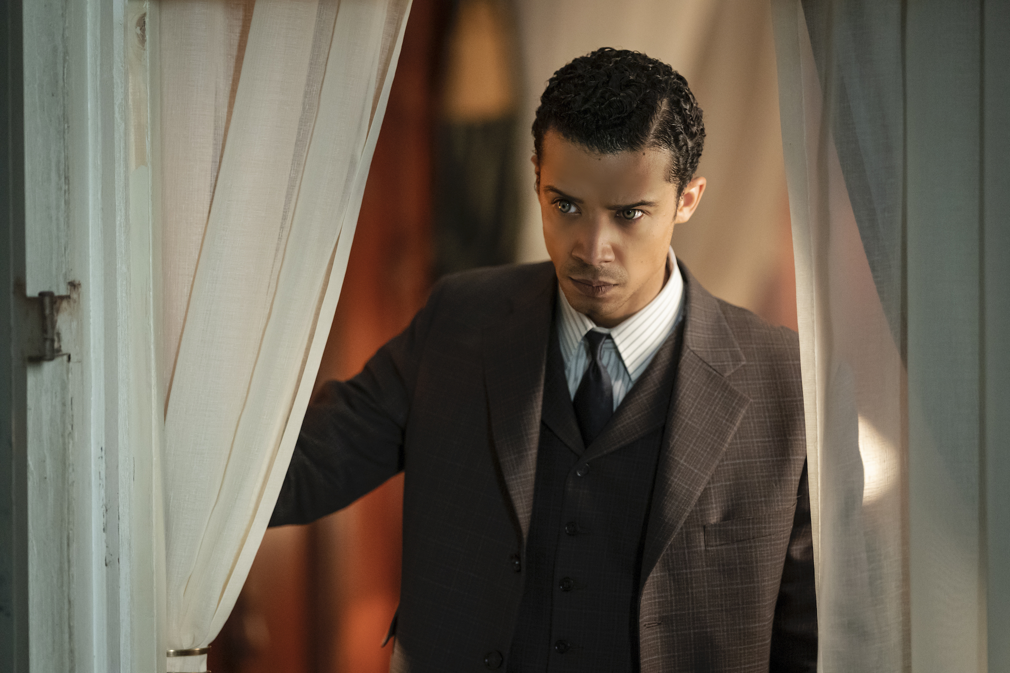 Jacob Anderson as Louis De Point Du Lac - Interview with the Vampire _ Season 1, Episode 3