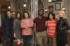 Noah Wyle, Gina Bellman, Christian Kane, Aldis Hodge, Aleyse Shannon, and Beth Riesgraf of Leverage: Redemption