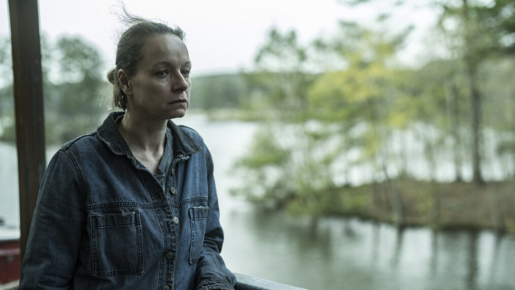 Samantha Morton as Dee in Tales of the Walking Dead