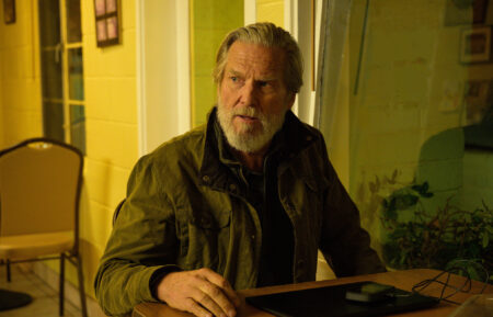 Jeff Bridges as Dan Chase in The Old Man