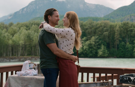 Martin Henderson as Jack Sheridan, Alexandra Breckenridge as Mel Monroe in Virgin River