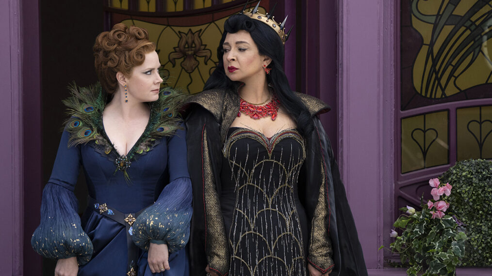 Amy Adams as Giselle and Maya Rudolph as Malvina Monroe in Disney's live-action DISENCHANTED, exclusively on Disney+