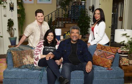 Matt Shively as Quinten, Mayan Lopez as Maya, George Lopez as George, Selenis Leyva as Rosie in Lopez vs. Lopez pilot