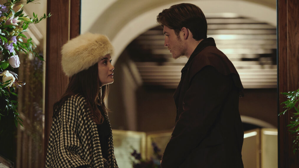 Daniela Nieves as Lissa and Kieron Moore as Dimitri Belikov in Vampire Academy Episode 7